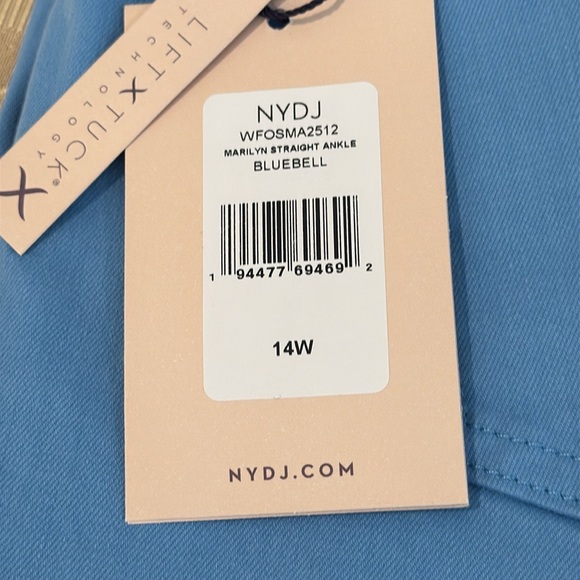 NYDJ Marilyn Ankle Straight Leg Jeans. Size 14W - Picture 8 of 16